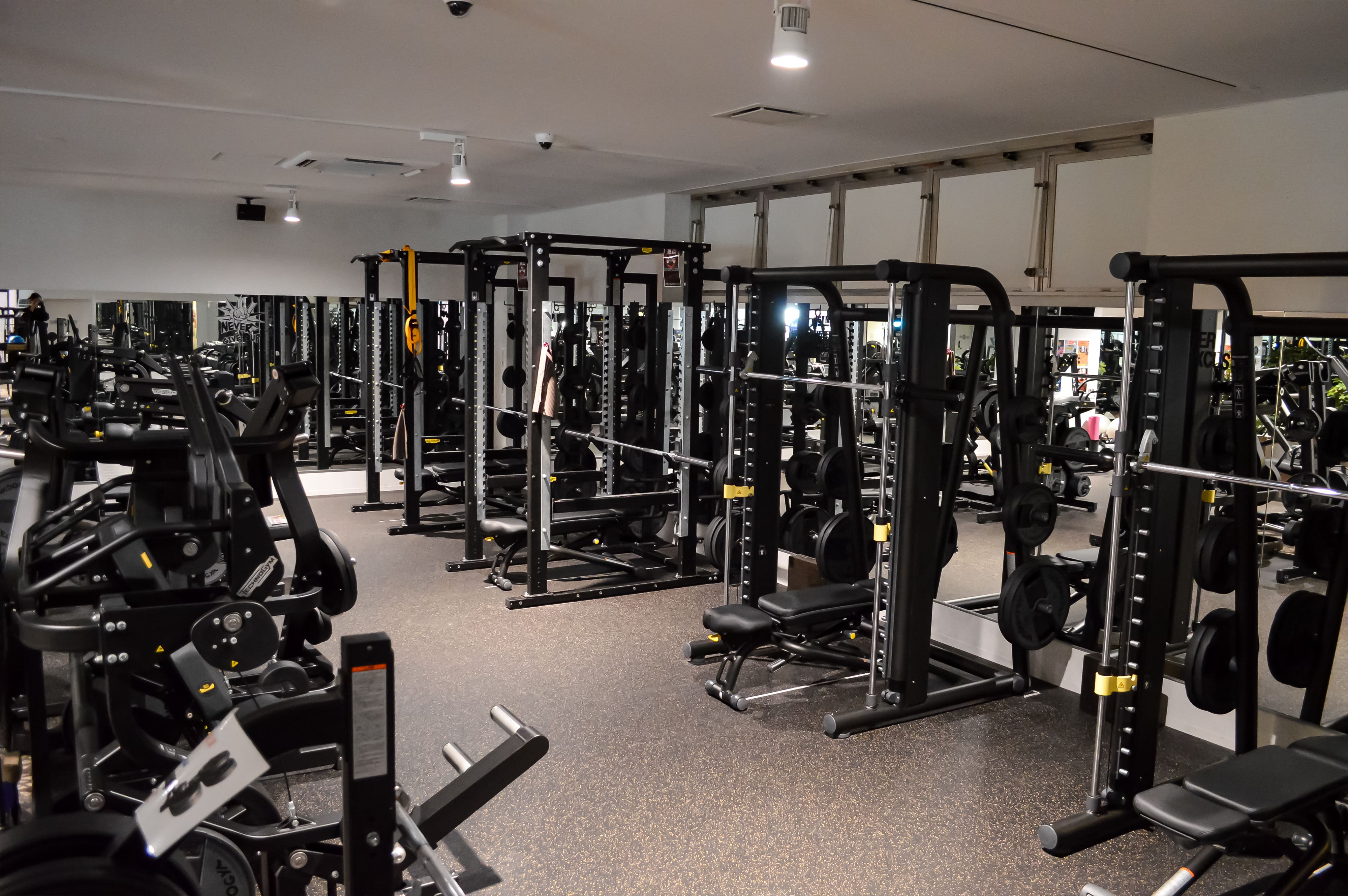 ビフォルテ24フィットネス 吉川駅北口 館内